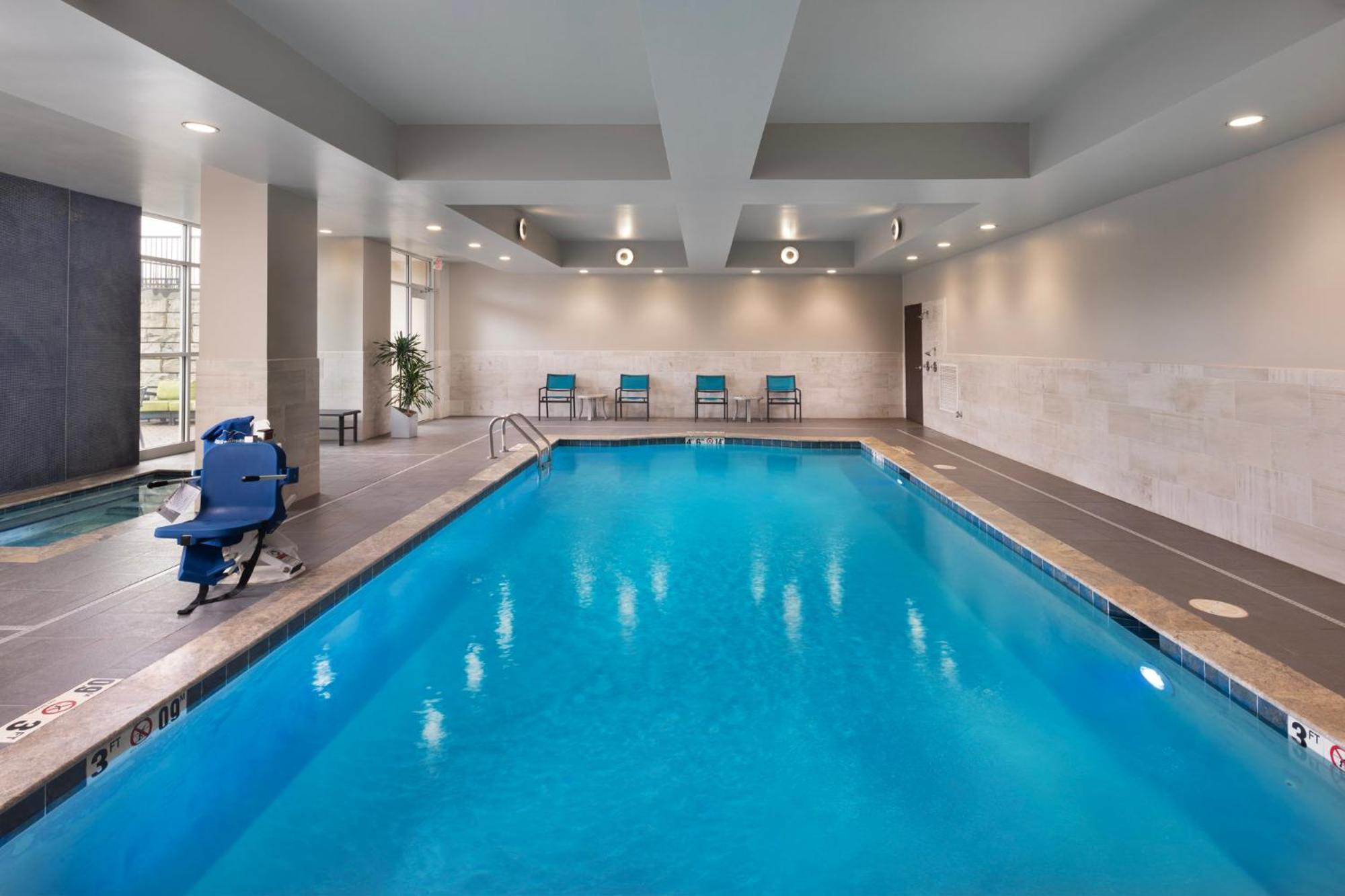 Holiday Inn & Suites Arden - Asheville Airport By Ihg Extérieur photo